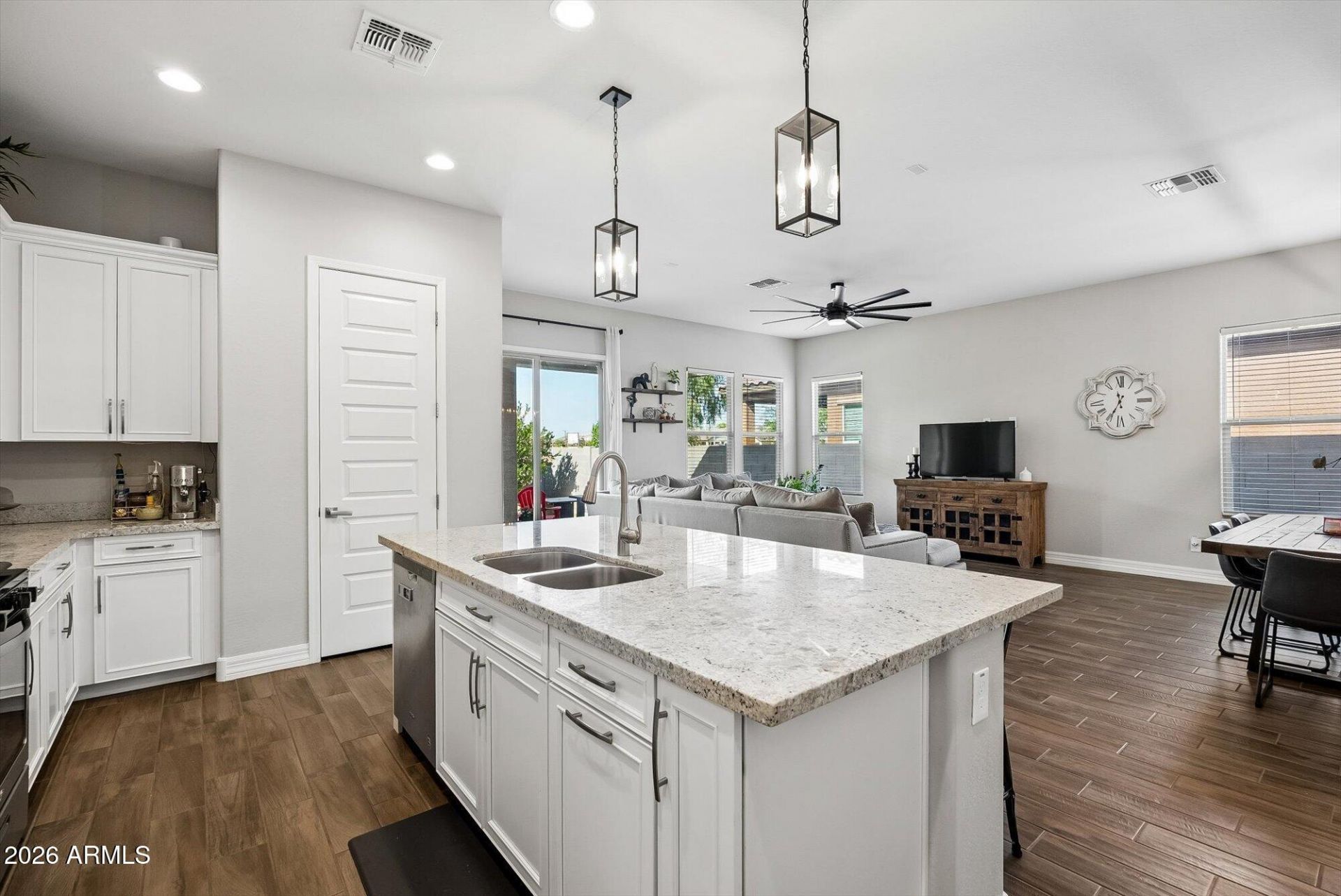 14334 W Georgia Drive, Surprise, AZ 85379 Main Photo