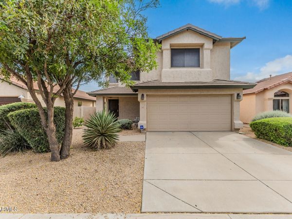 4631 E LONE CACTUS Drive, Phoenix, AZ 85050