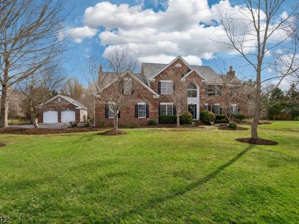 34 Saddle Ridge Rd, Frelinghuysen, NJ 07821