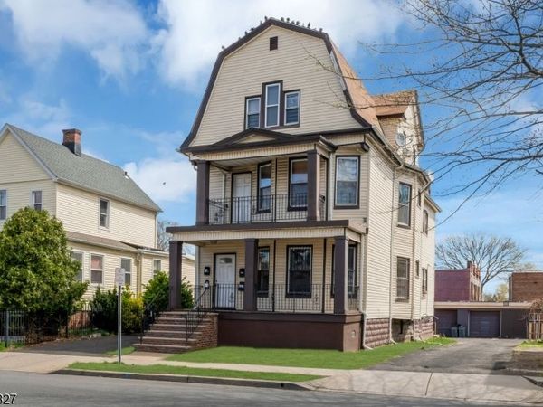 202 Sanford St, East Orange, NJ 07018