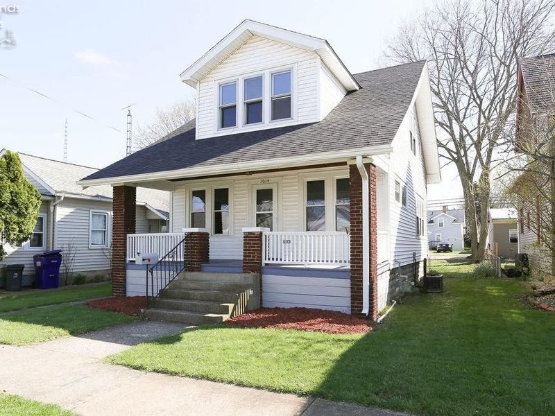 1014 Fourth St, Sandusky, OH 44870 Photo 2