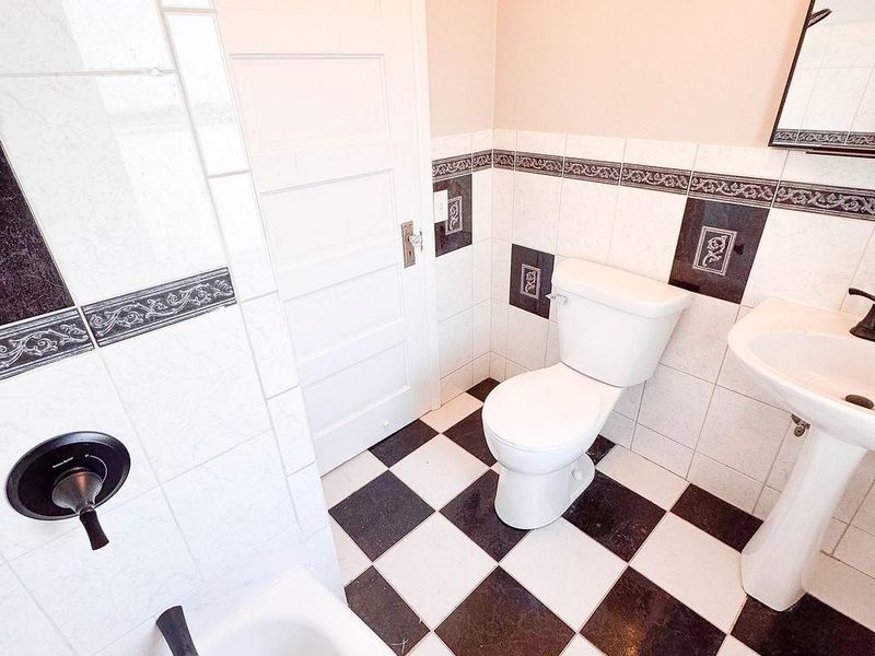 1014 Fourth St, Sandusky, OH 44870 Photo 29