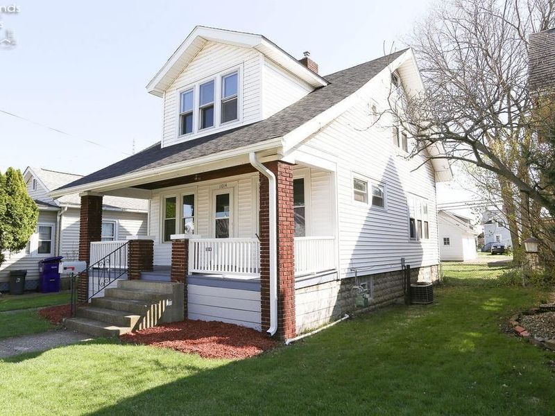 1014 Fourth St, Sandusky, OH 44870 Photo 3