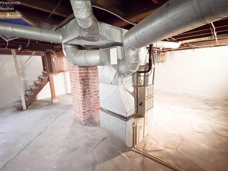 1014 Fourth St, Sandusky, OH 44870 Photo 33