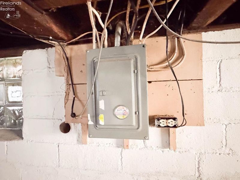 1014 Fourth St, Sandusky, OH 44870 Photo 35