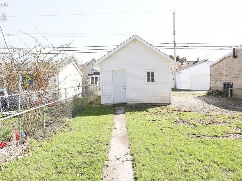 1014 Fourth St, Sandusky, OH 44870 Photo 39