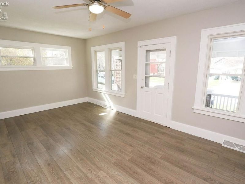 1014 Fourth St, Sandusky, OH 44870 Photo 8