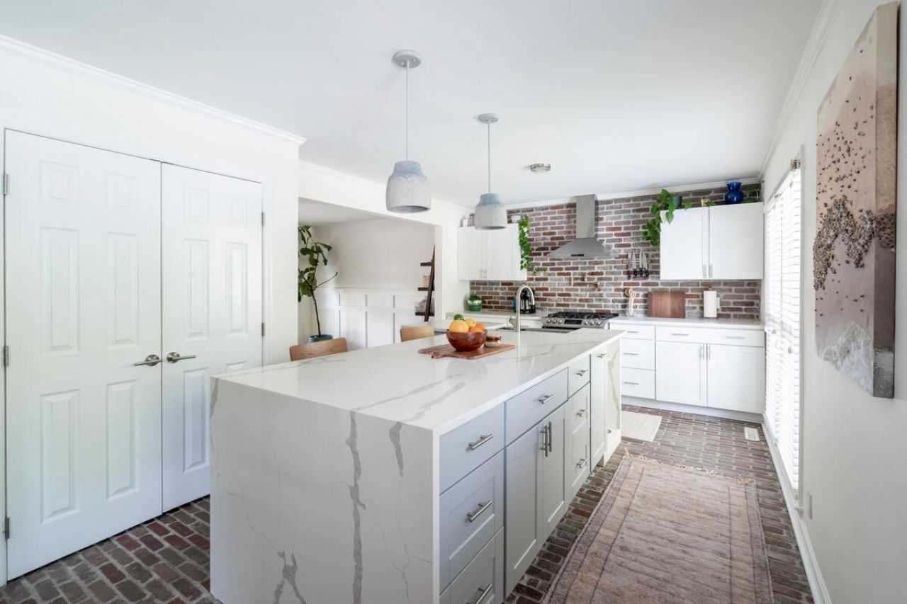 110 Buckingham Avenue Photo 17