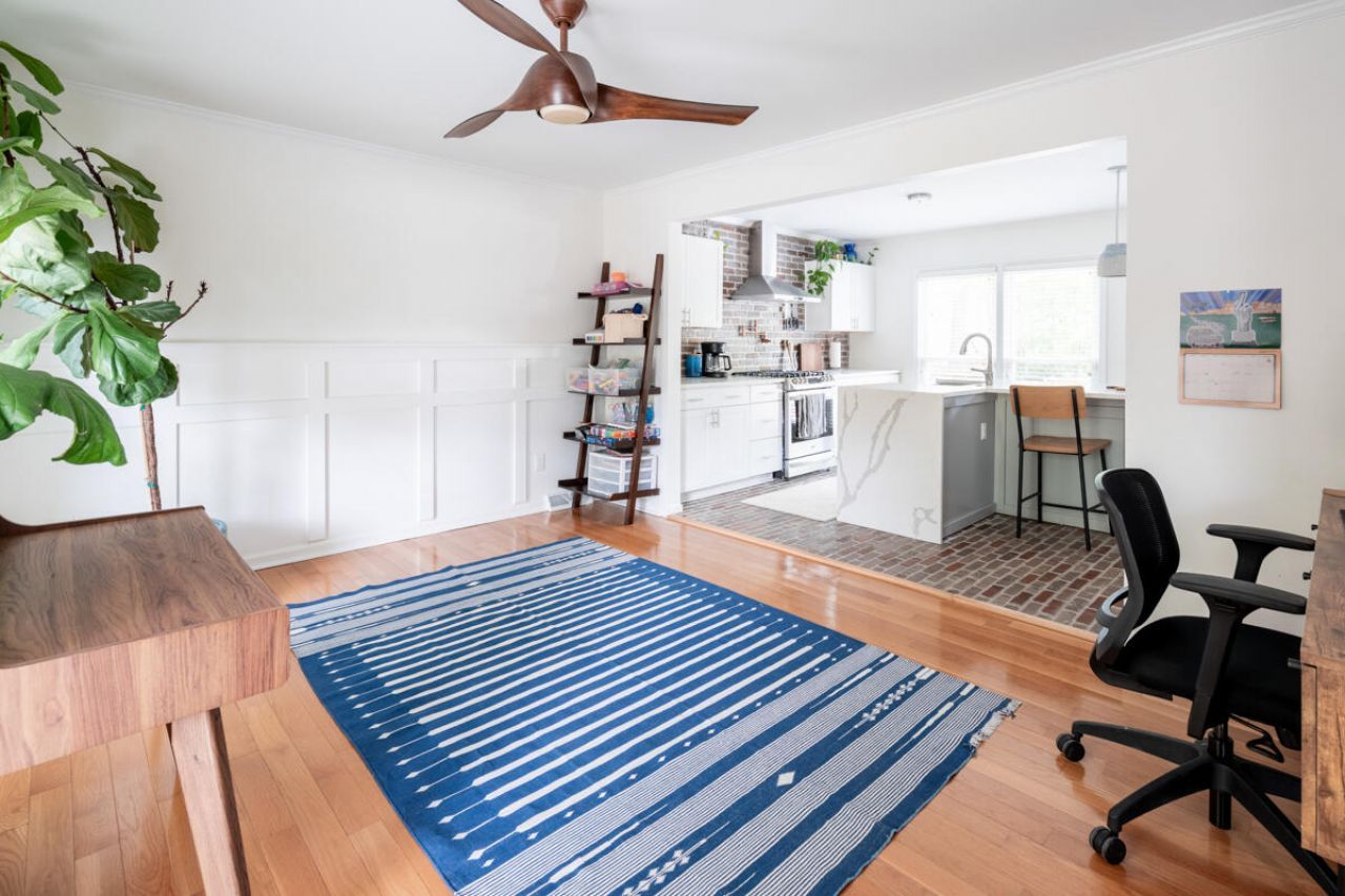 110 Buckingham Avenue Photo 30
