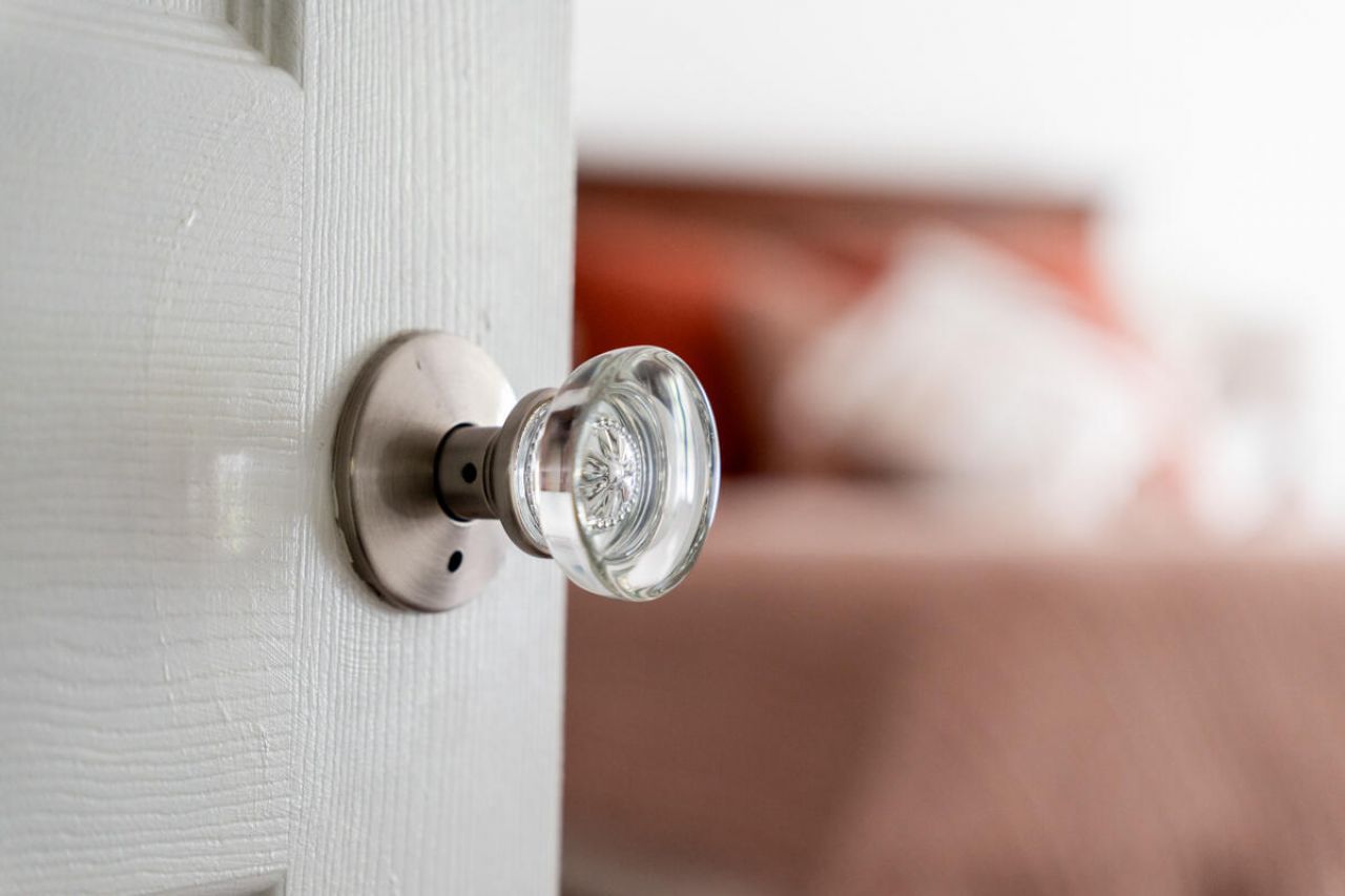 110 Buckingham Avenue Photo 35