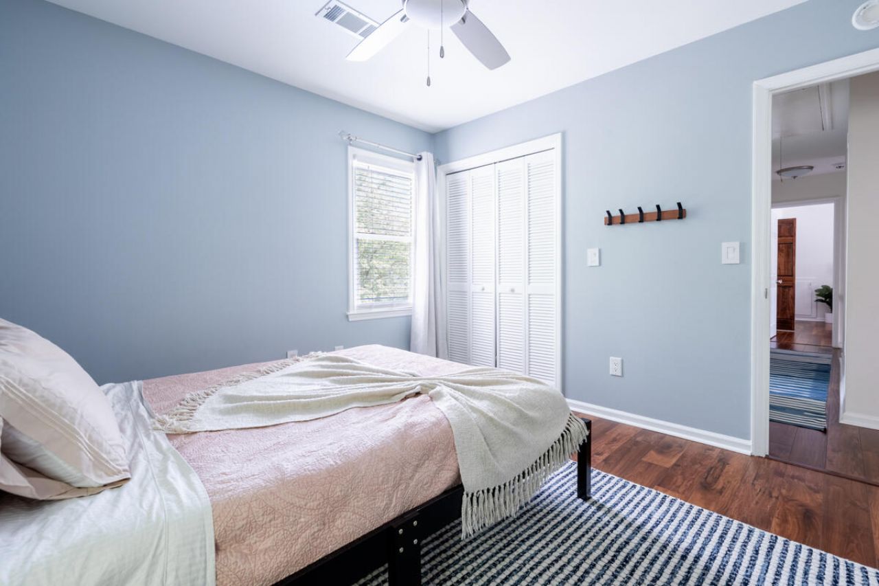 110 Buckingham Avenue Photo 45