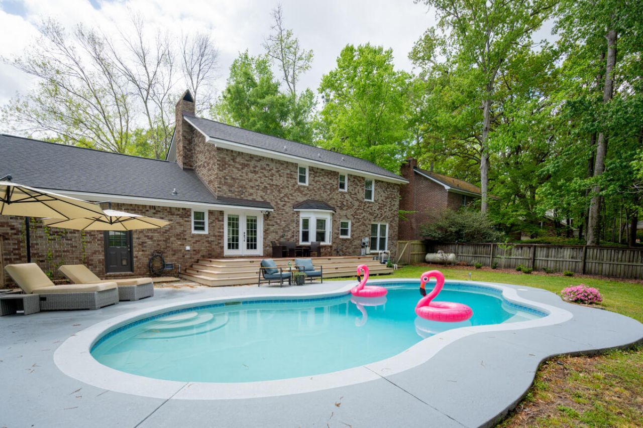 110 Buckingham Avenue Photo 54