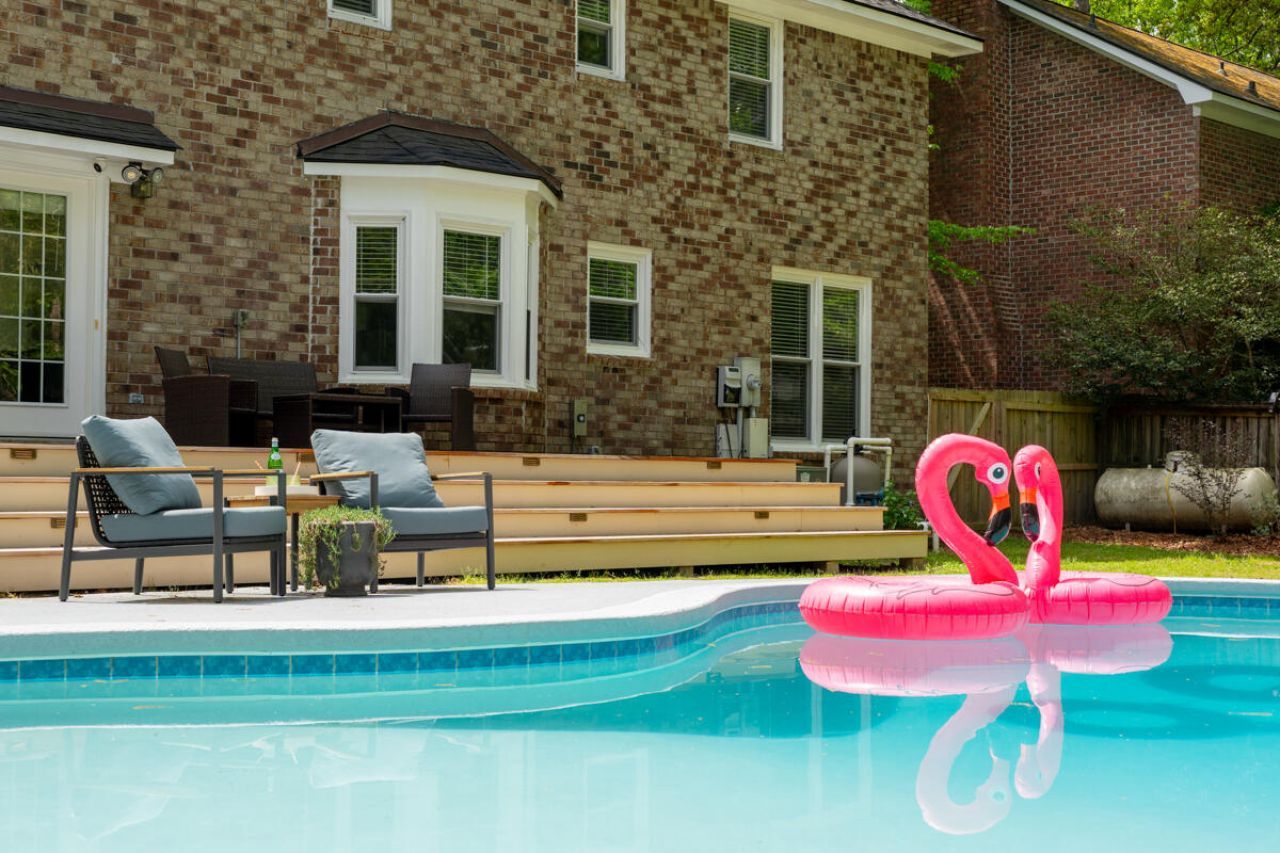 110 Buckingham Avenue Photo 55