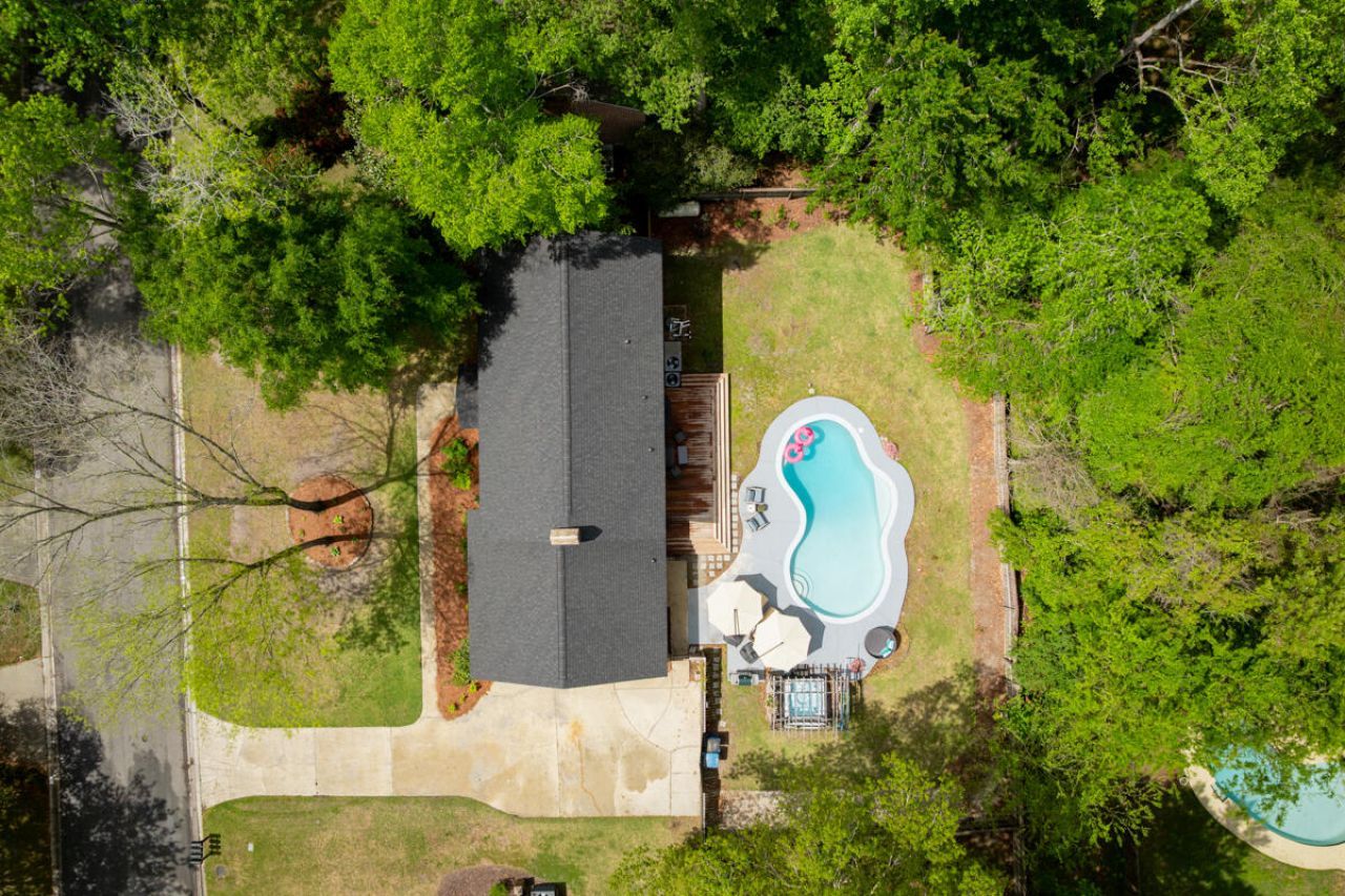 110 Buckingham Avenue Photo 69