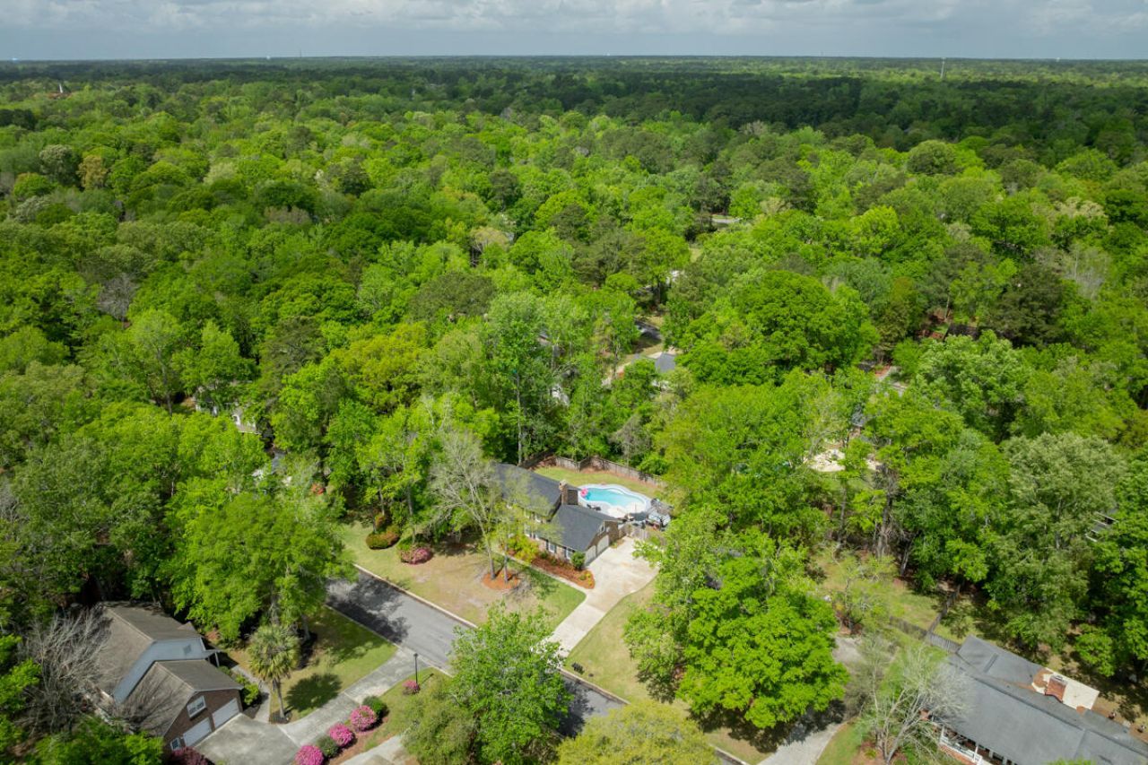 110 Buckingham Avenue Photo 70