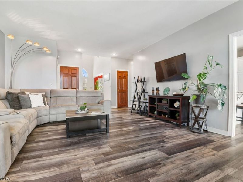 2872 Ironwood Drive, Green, OH 44312 Photo 20