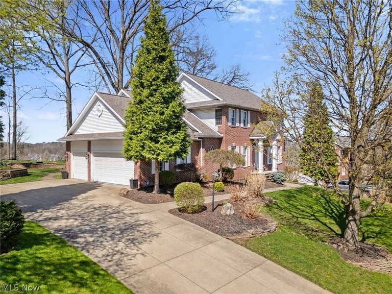 2872 Ironwood Drive, Green, OH 44312 Photo 4