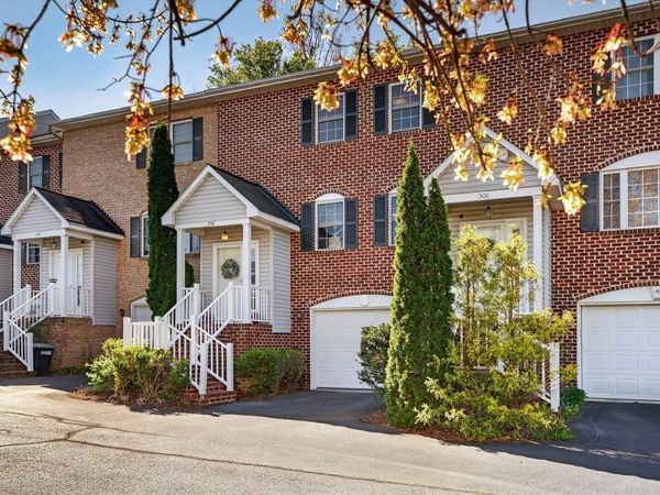 298 EMERALD DR, HARRISONBURG, VA 22801