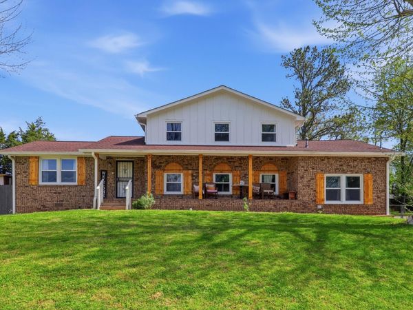 5140 Whitaker Dr , Nashville, TN 37211