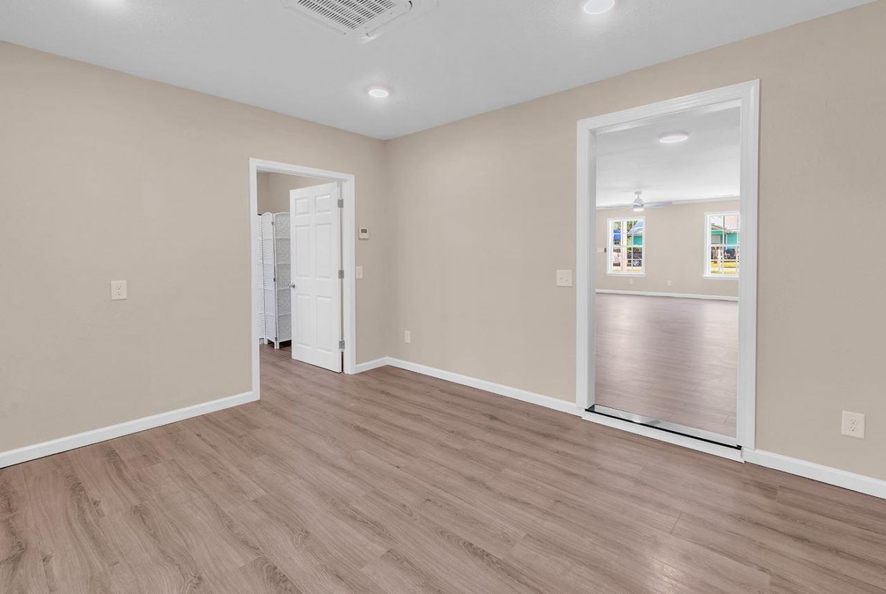 205 Stonebrook Dr. Photo 15