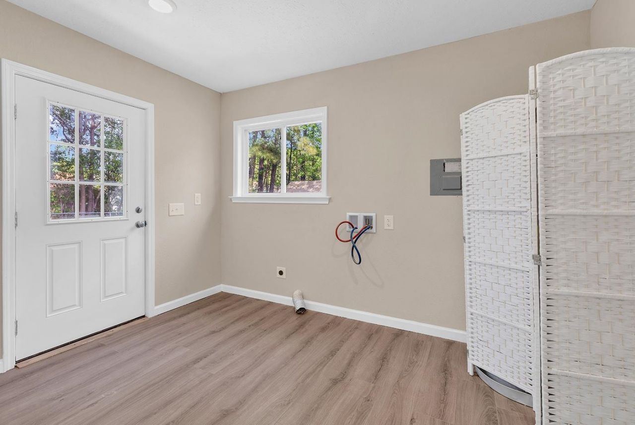 205 Stonebrook Dr. Photo 17