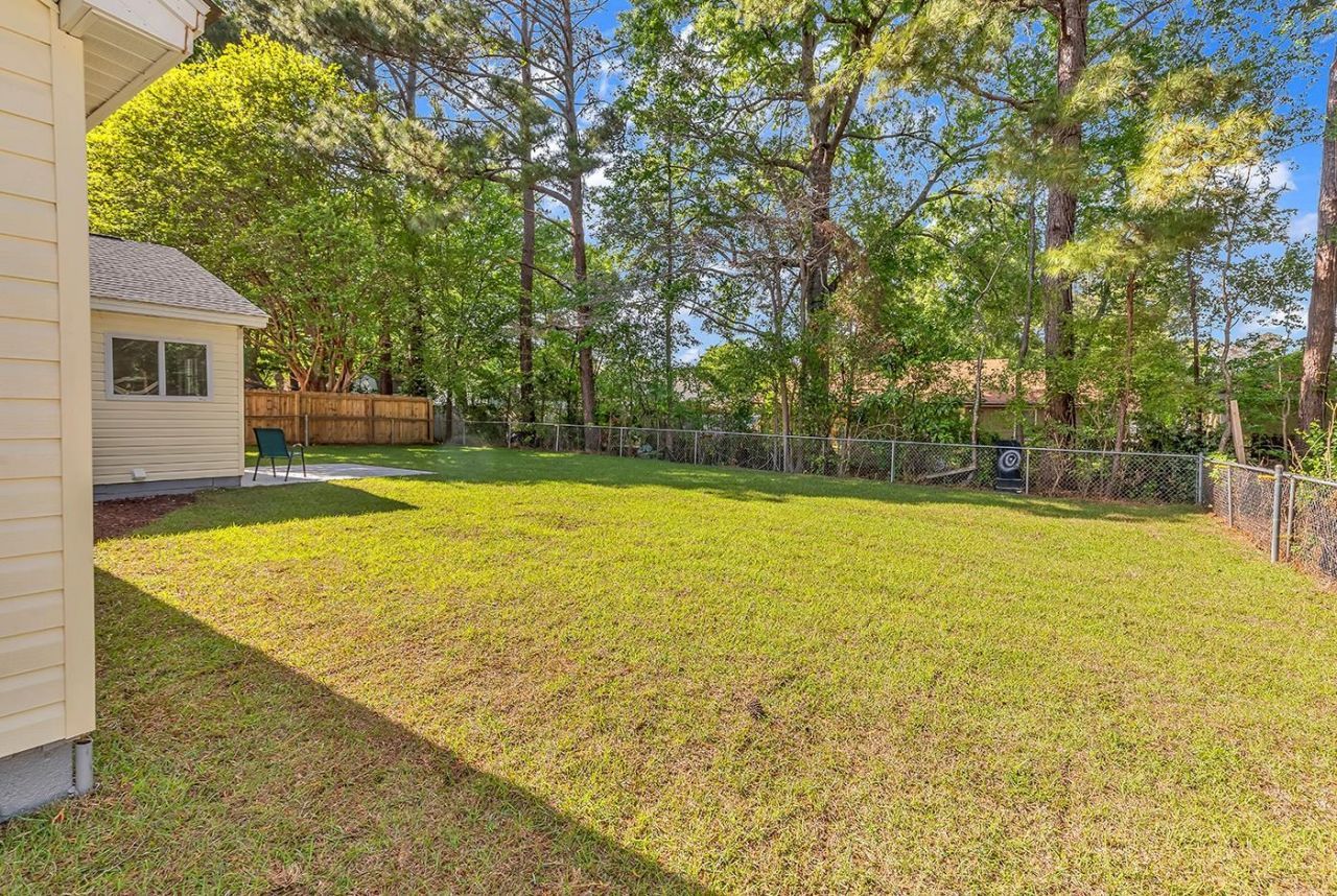 205 Stonebrook Dr. Photo 36