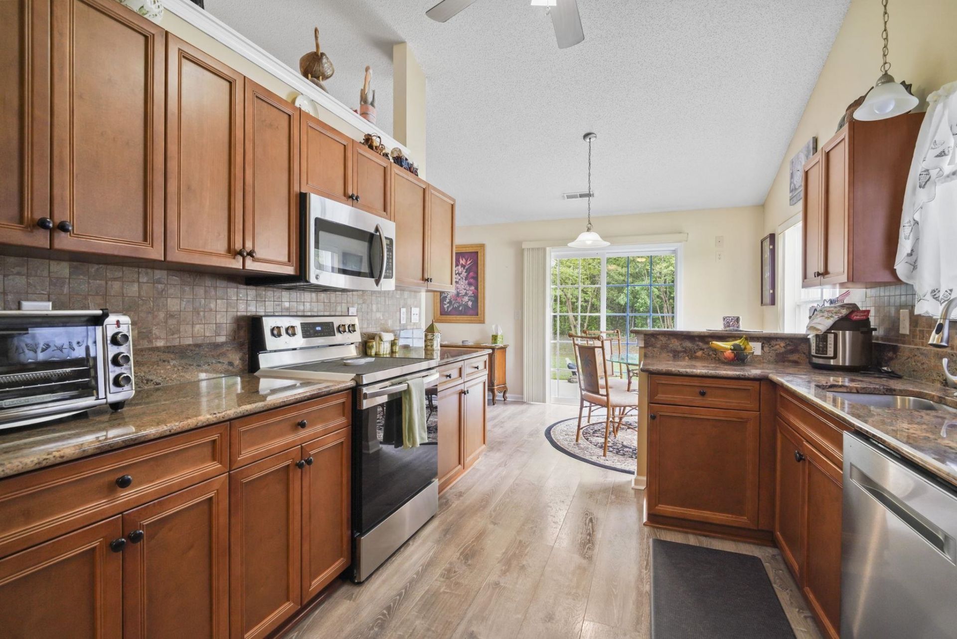 465 Carolina Woods Dr. Photo 24