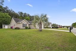 465 Carolina Woods Dr. photo 4