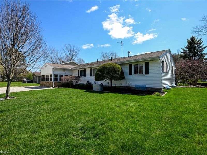 1791 Sunline Drive, Mogadore, OH 44260 Photo 10