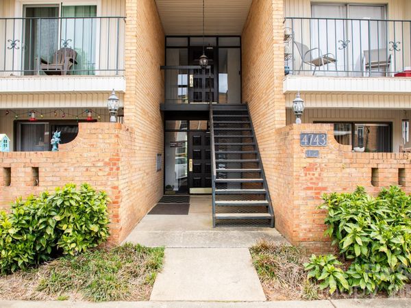 4743 Hedgemore Drive, Unit L, Charlotte, NC 28209