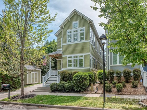 1427 Tippah Park Court , Charlotte, NC 28205