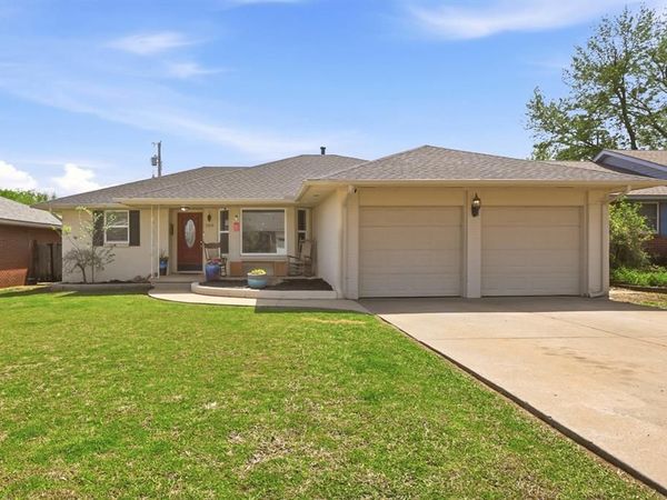 208 E 30th Street, Edmond, OK 73013