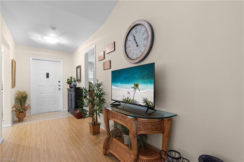 8595 Charter Club Cir, Unit 8, Fort Myers, FL 33919 Photo