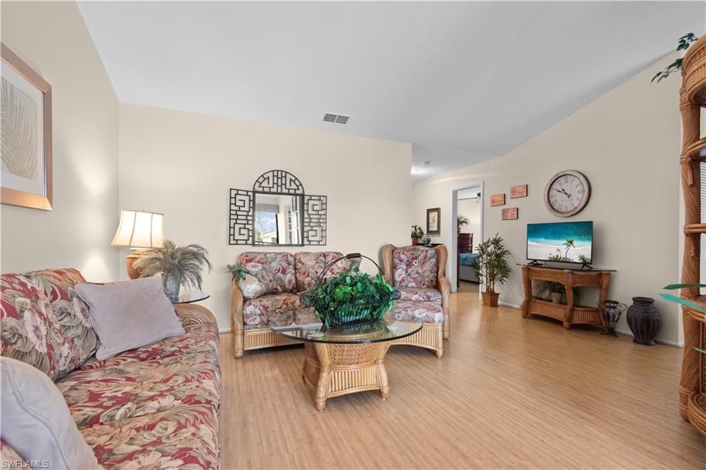 8595 Charter Club Cir, Unit 8, Fort Myers, FL 33919 Photo