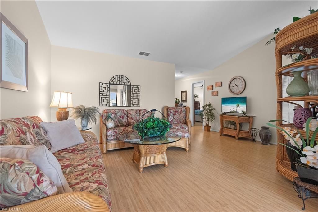 8595 Charter Club Cir, Unit 8, Fort Myers, FL 33919 Photo