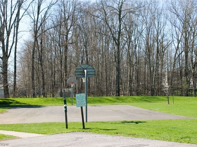 1086 Middlefield Trail, Brunswick, OH 44212 Photo 45