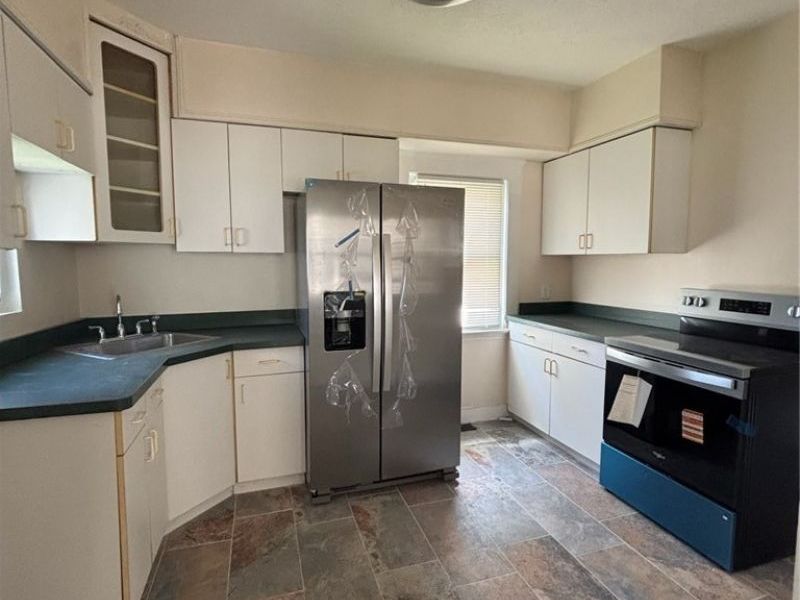 3120 Saratoga Avenue, Cleveland, OH 44109 Photo 4