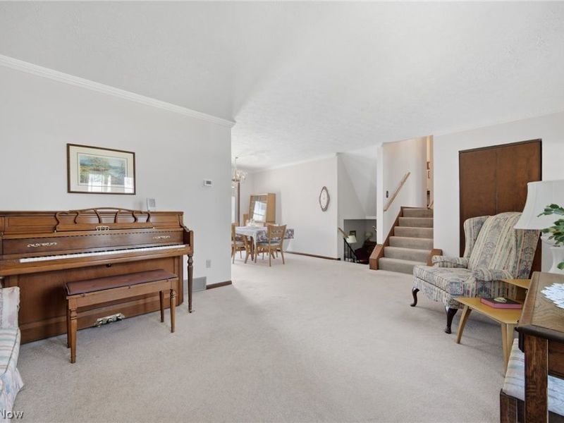 930 Bellarbor Avenue NW, Canton, OH 44708 Photo 10