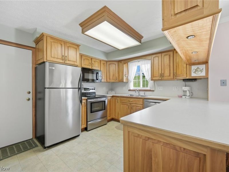 930 Bellarbor Avenue NW, Canton, OH 44708 Photo 14