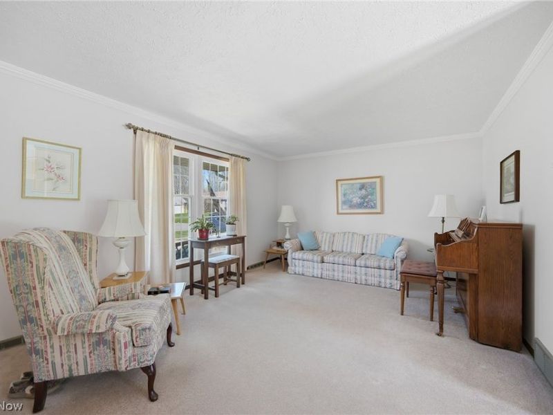 930 Bellarbor Avenue NW, Canton, OH 44708 Photo 8