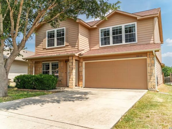 9222 Hanover, Converse, TX 78109