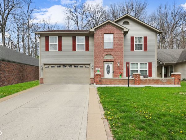919 Charnwood Parkway, Beech Grove, IN 46107