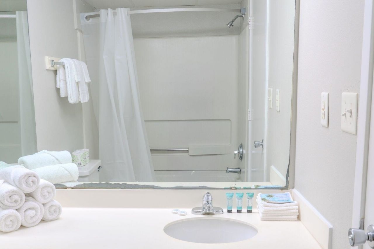 1207 S Ocean Blvd. Photo 15