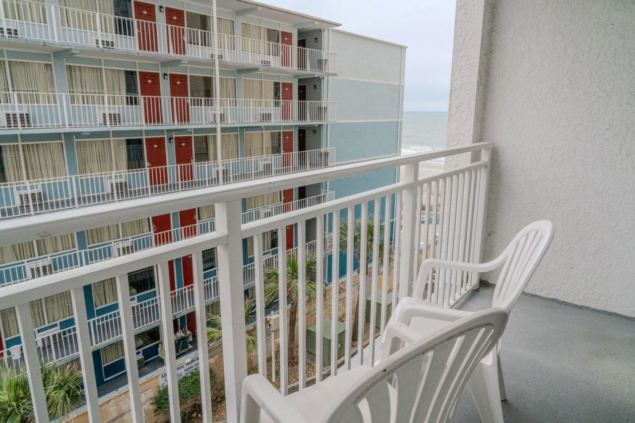 1207 S Ocean Blvd. Photo 18