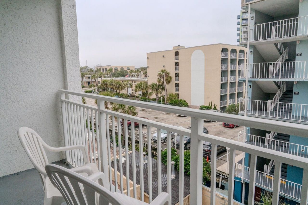 1207 S Ocean Blvd. Photo 19