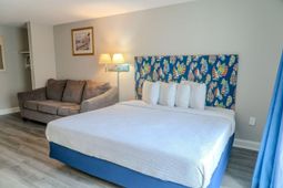 1207 S Ocean Blvd. photo 4