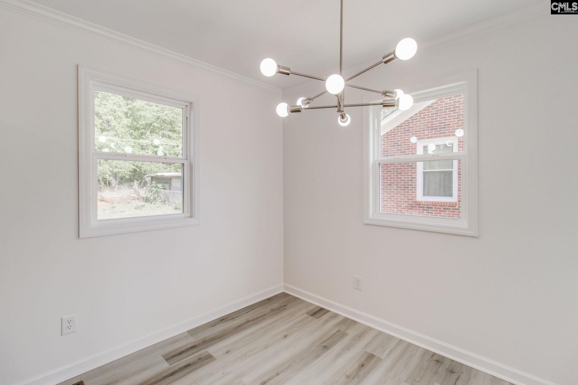 3725 Lochmore Drive  Photo 10