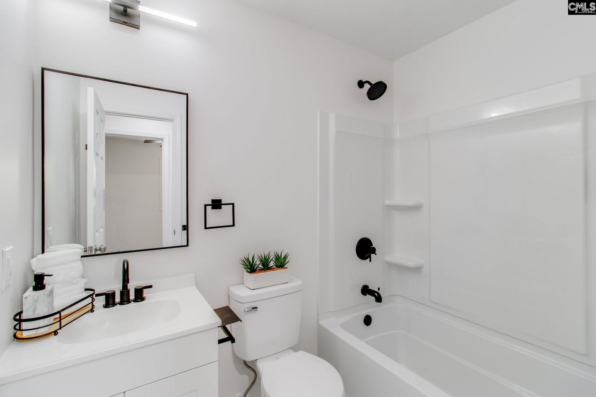 3725 Lochmore Drive  Photo 24