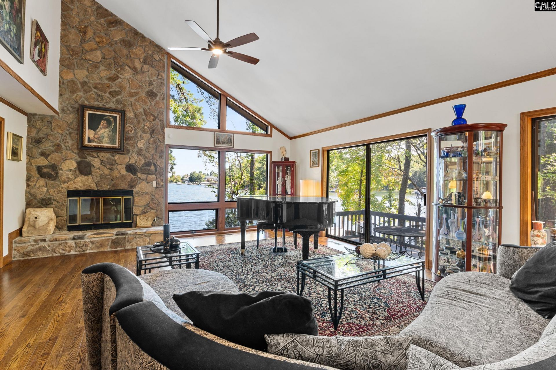 270 Harrison Point  Photo 12