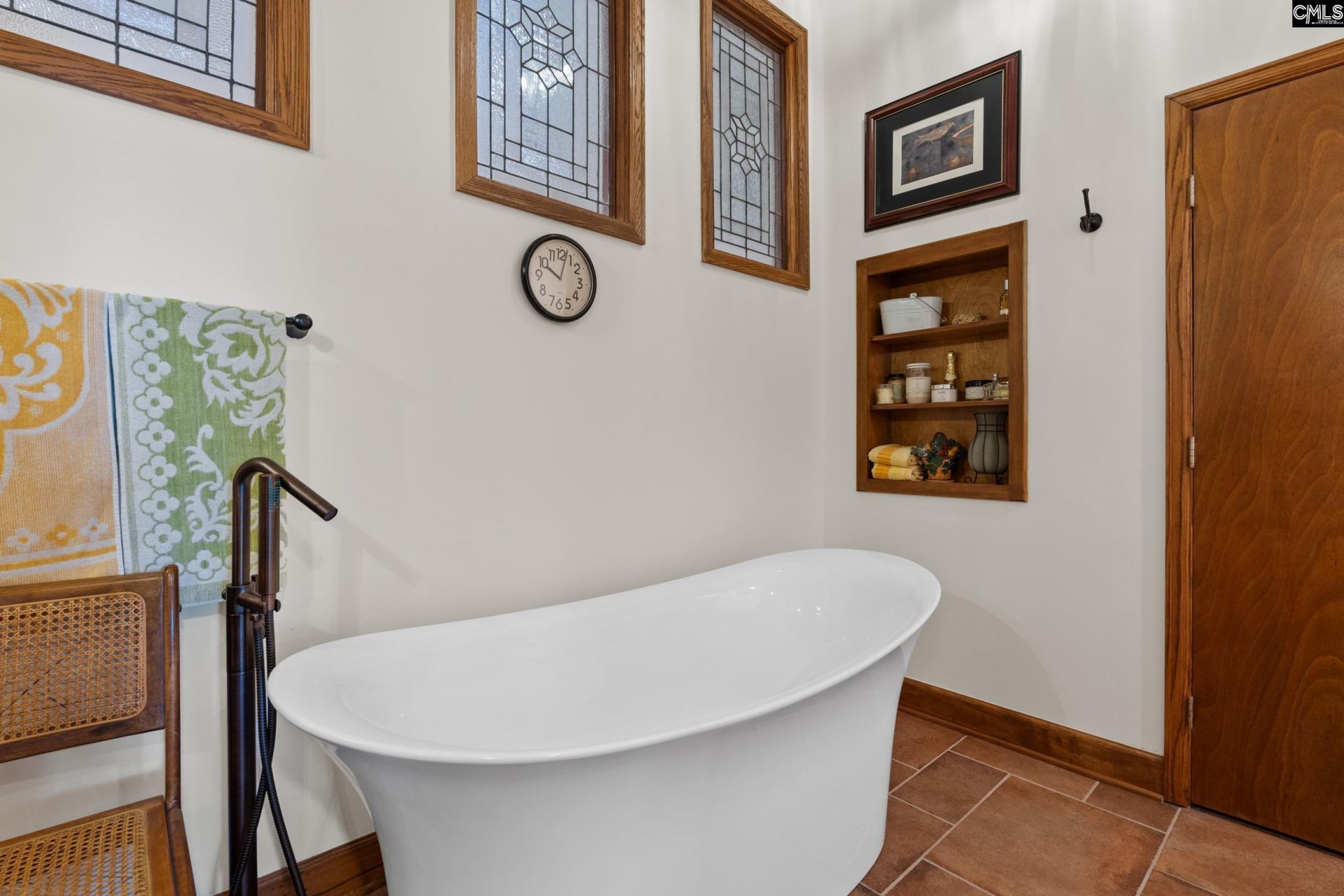 270 Harrison Point  Photo 18